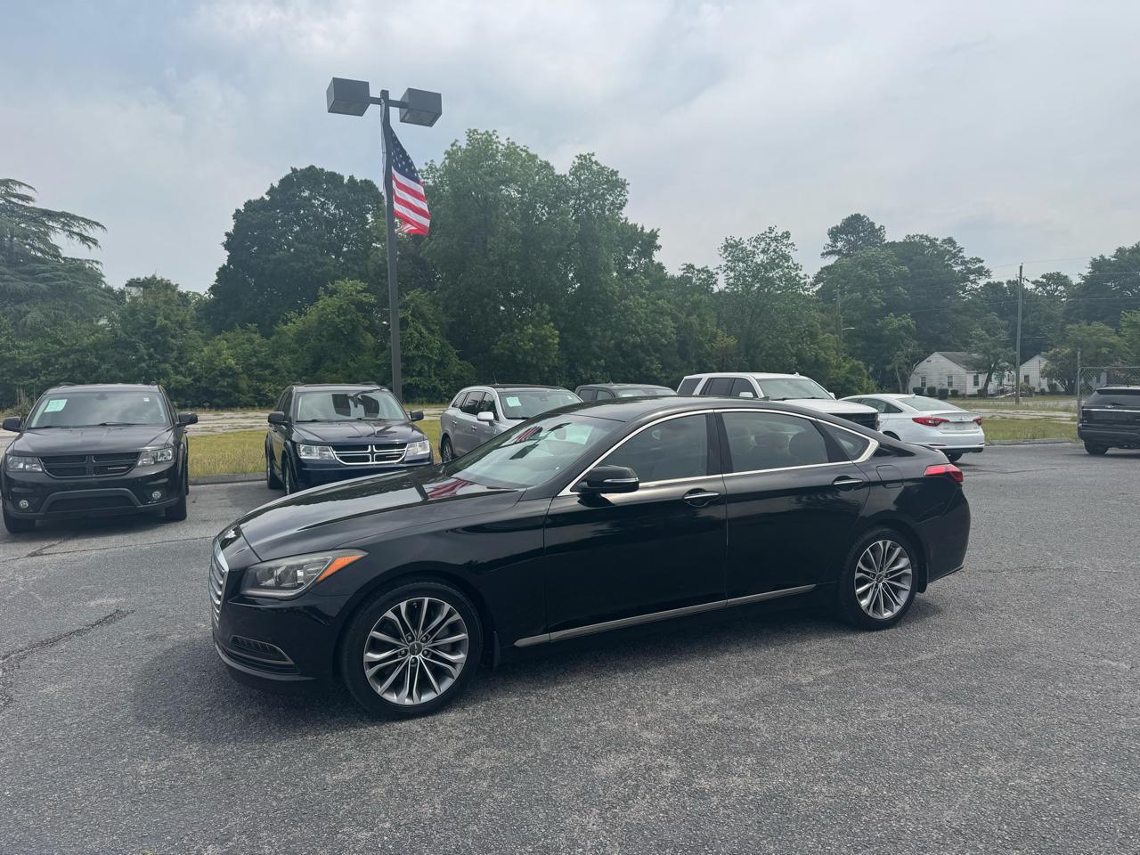 Hyundai Genesis 4dr Sdn V6 3.8L RWD 2016