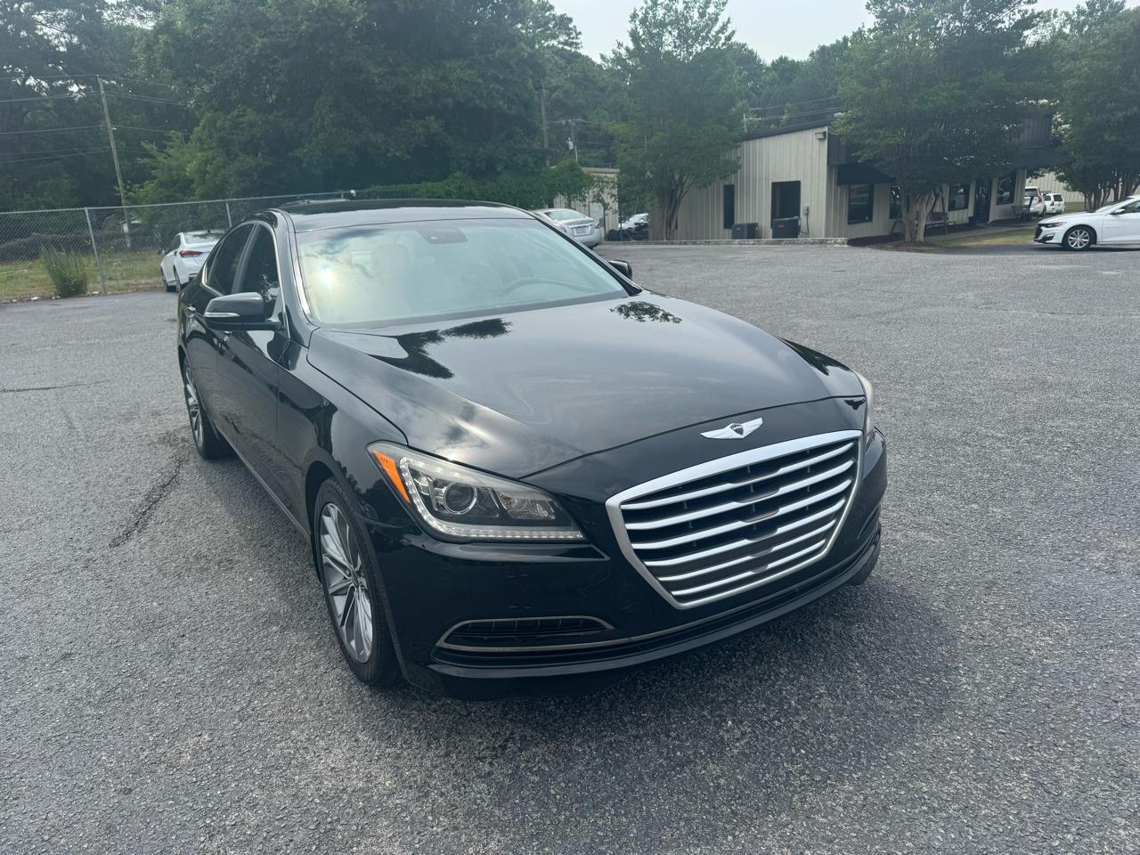 Hyundai Genesis 4dr Sdn V6 3.8L RWD 2016