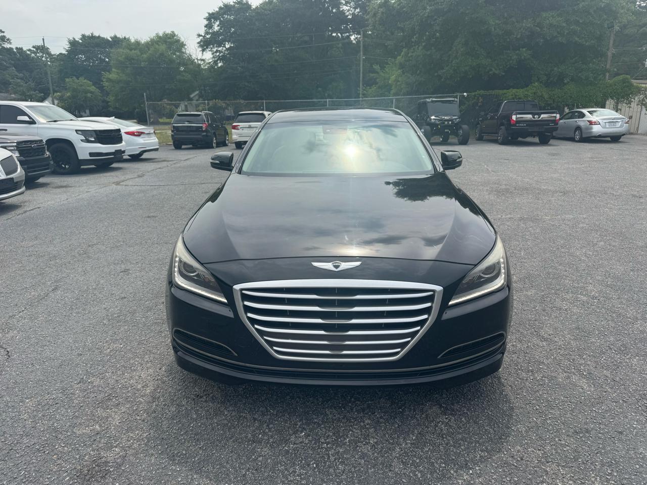 Hyundai Genesis 4dr Sdn V6 3.8L RWD 2016