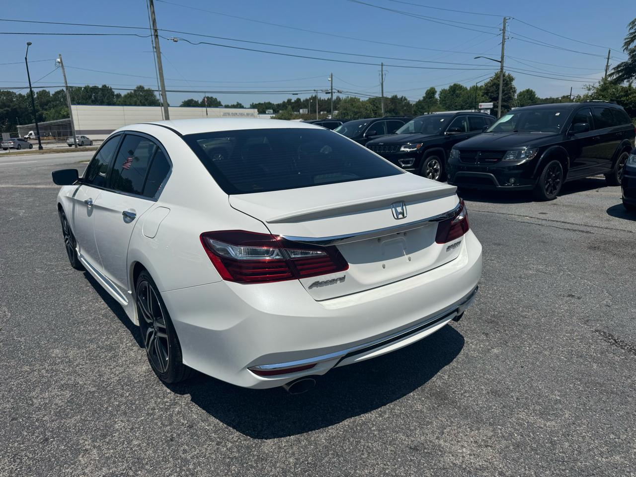 Honda Accord Sedan Sport CVT w/Honda Sensing 2017