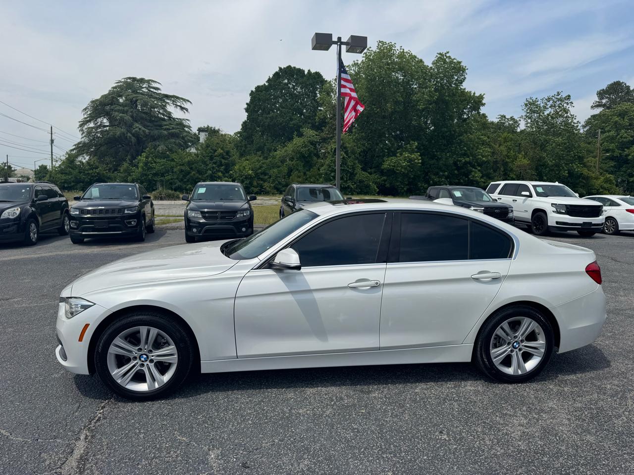 BMW 3 Series 330i Sedan 2018