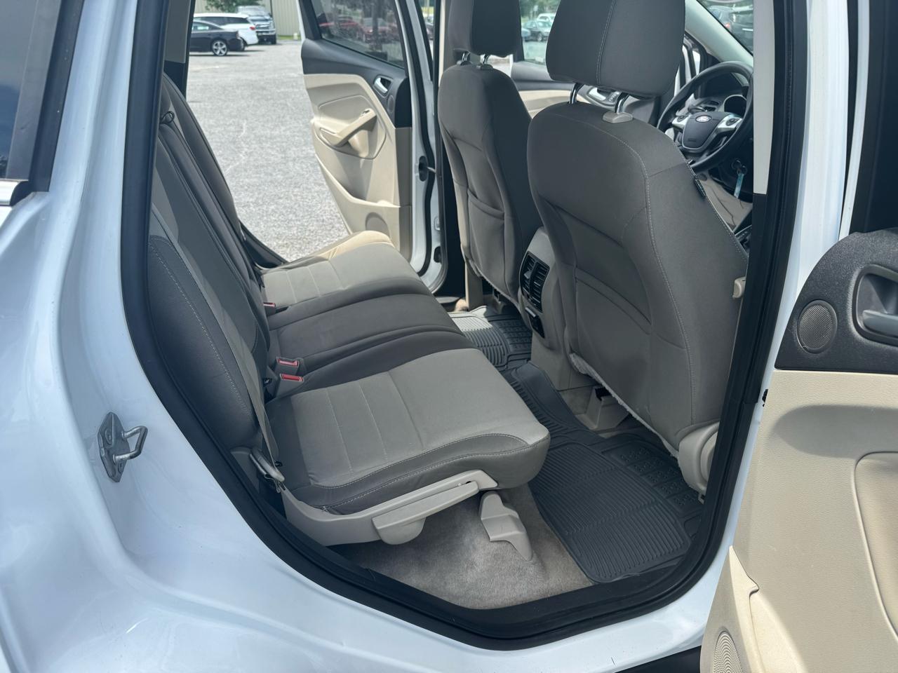 Ford Escape FWD 4dr SE 2014