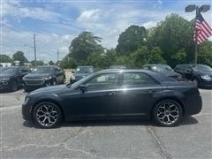 2018 Chrysler 300 