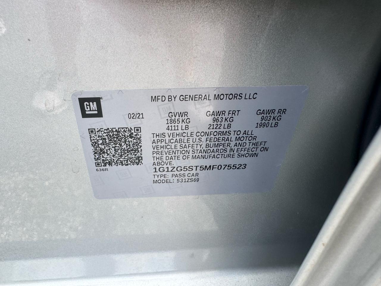 Chevrolet Malibu 4dr Sdn RS 2021