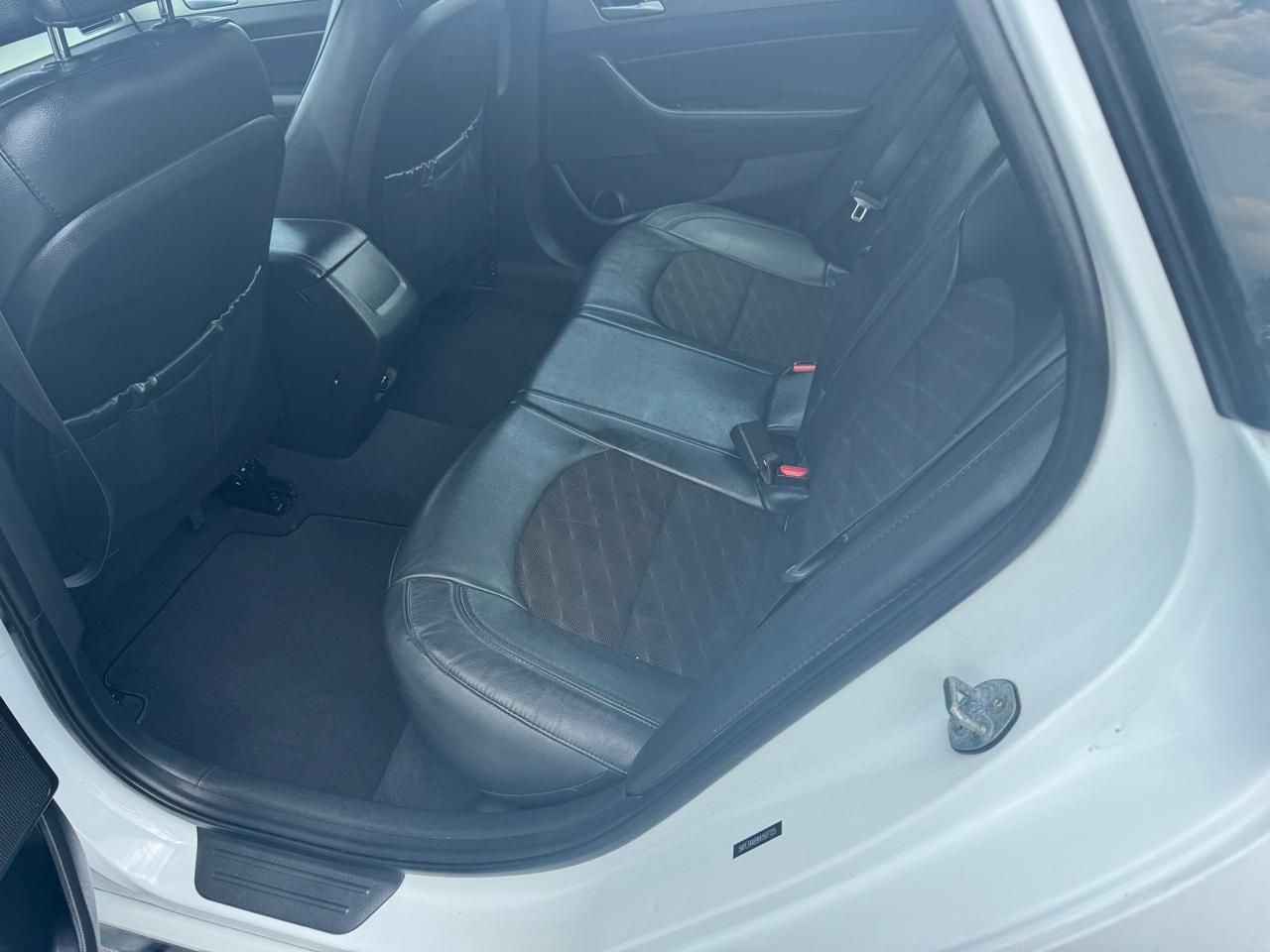 Hyundai Sonata Sport 2.0T w/Black 2017
