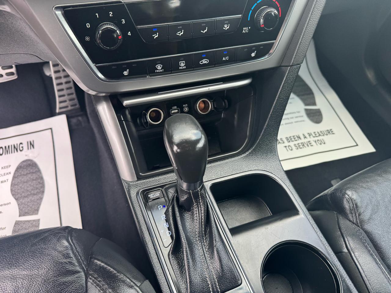 Hyundai Sonata Sport 2.0T w/Black 2017