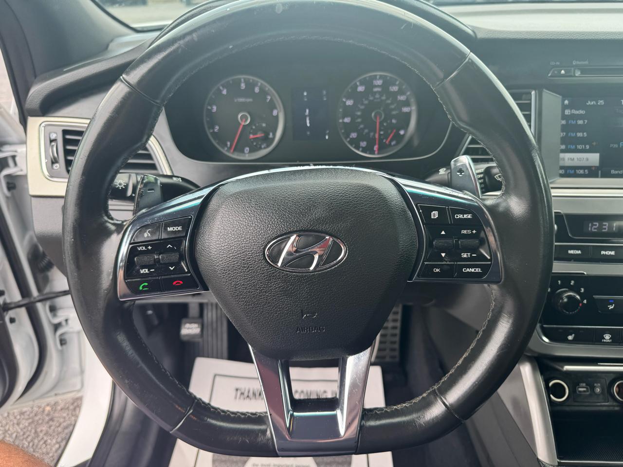 Hyundai Sonata Sport 2.0T w/Black 2017