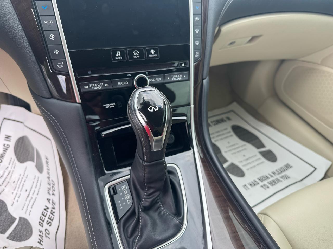 Infiniti Q50 3.0t LUXE AWD 2018
