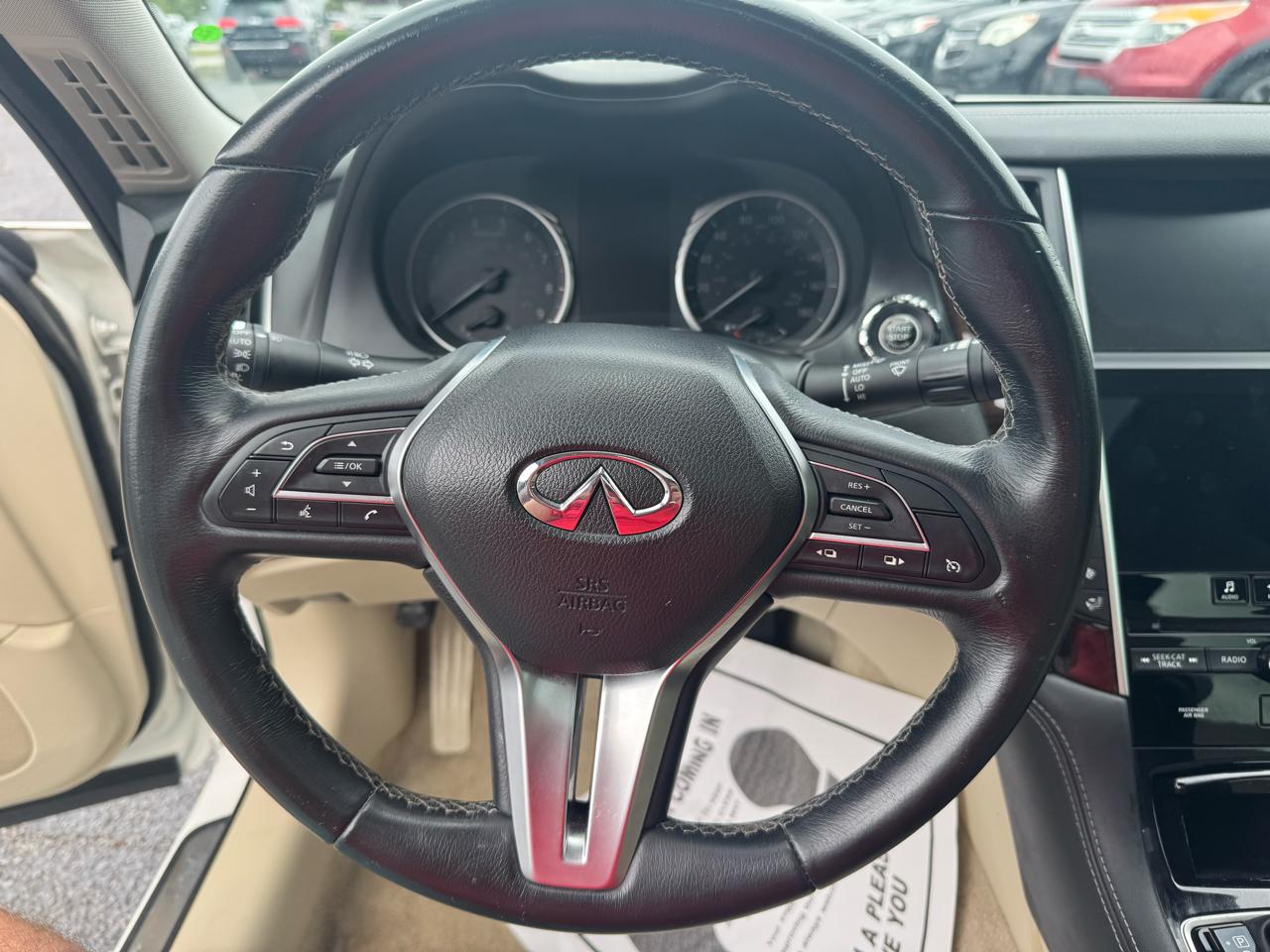 Infiniti Q50 3.0t LUXE AWD 2018