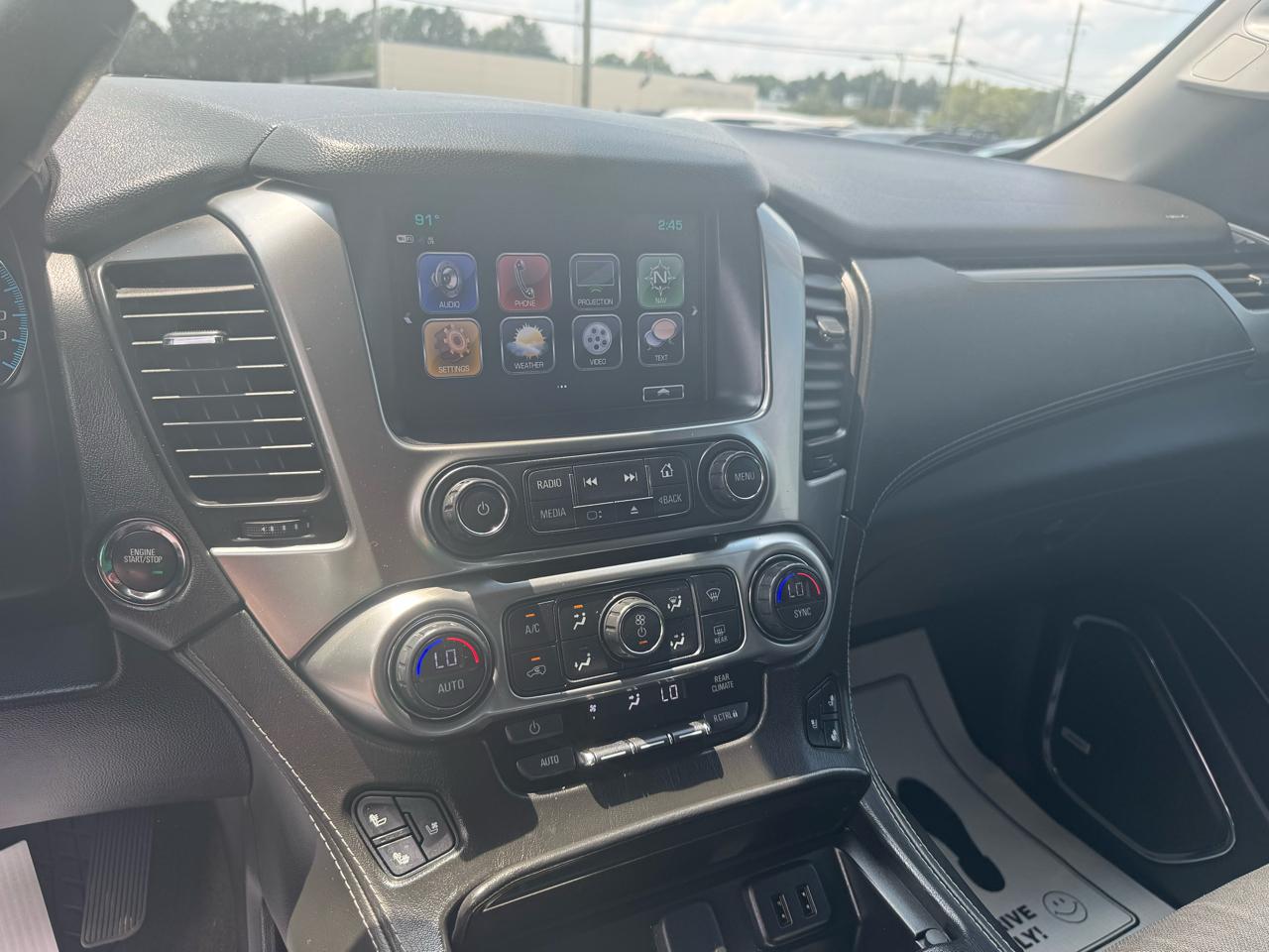 Chevrolet Tahoe 4WD 4dr Premier 2017