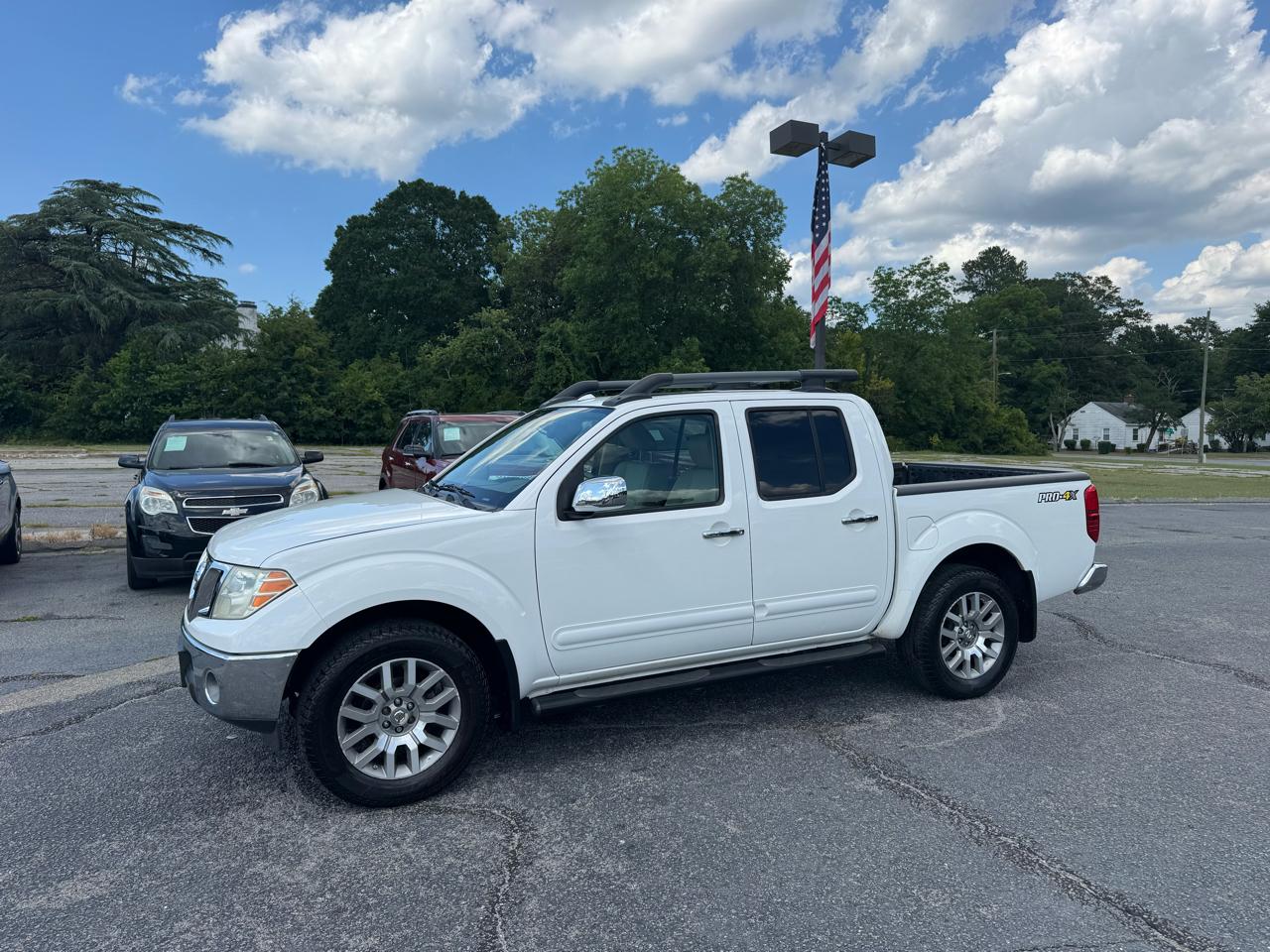 Nissan Frontier 4WD Crew Cab SWB Auto SL 2011