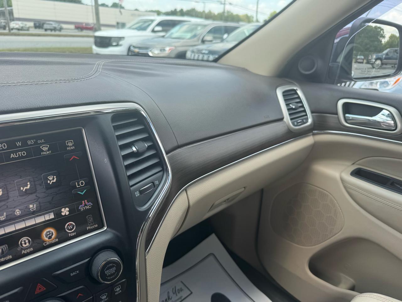 Jeep Grand Cherokee 4WD 4dr Overland 2014