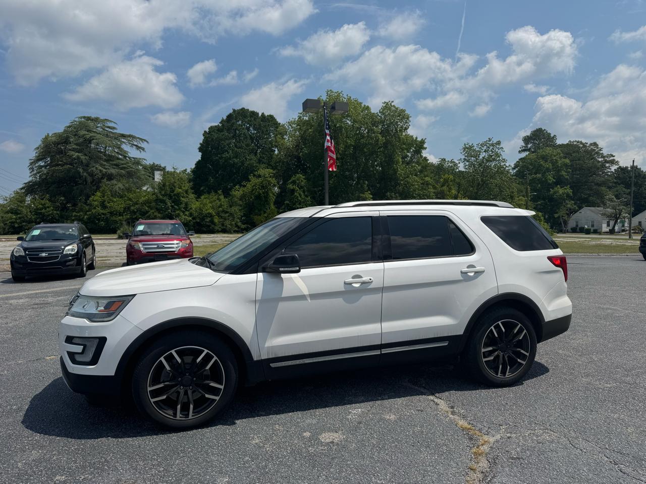 Ford Explorer XLT FWD 2017