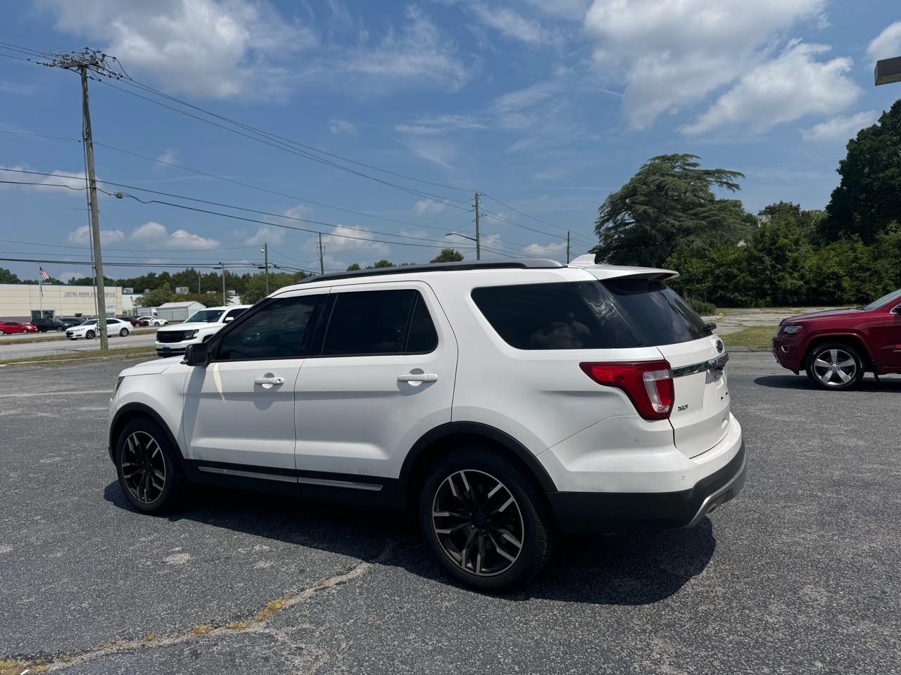 Ford Explorer XLT FWD 2017