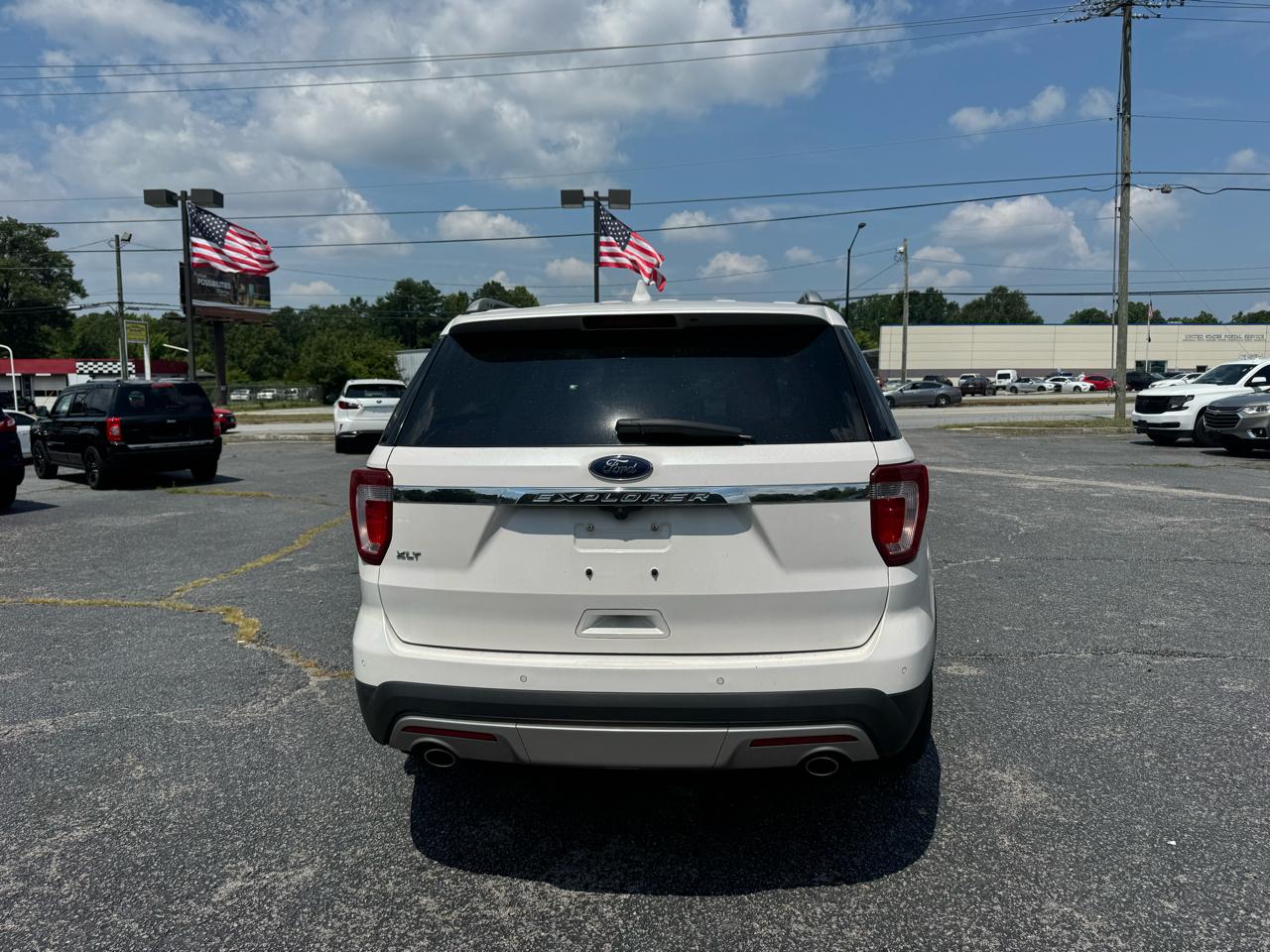 Ford Explorer XLT FWD 2017