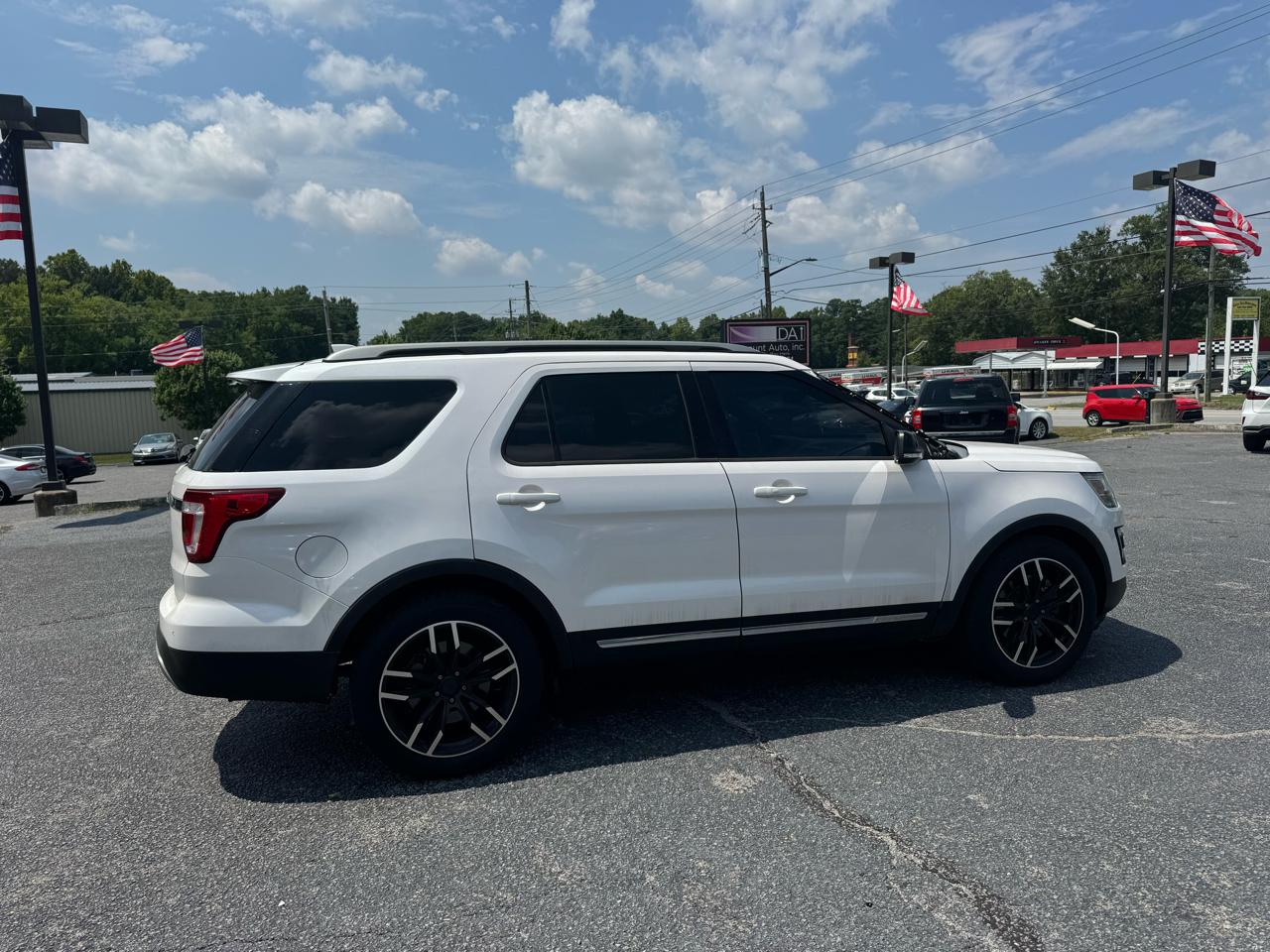 Ford Explorer XLT FWD 2017