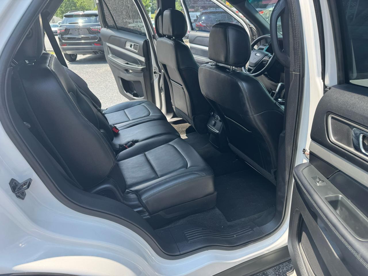 Ford Explorer XLT FWD 2017