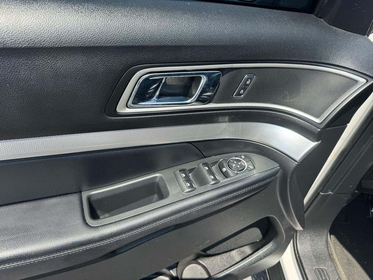 Ford Explorer XLT FWD 2017