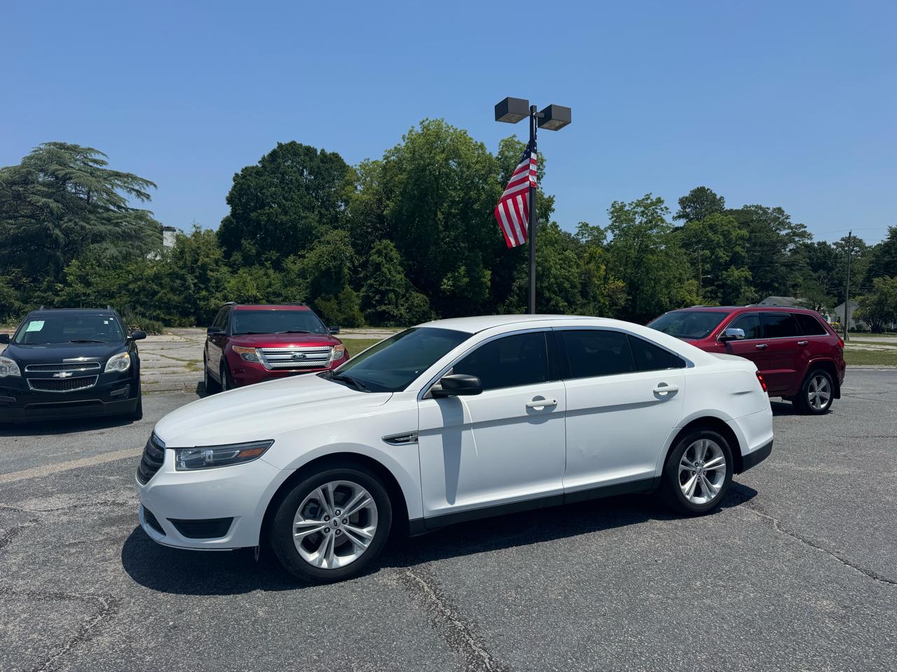 Ford Taurus SE FWD 2017