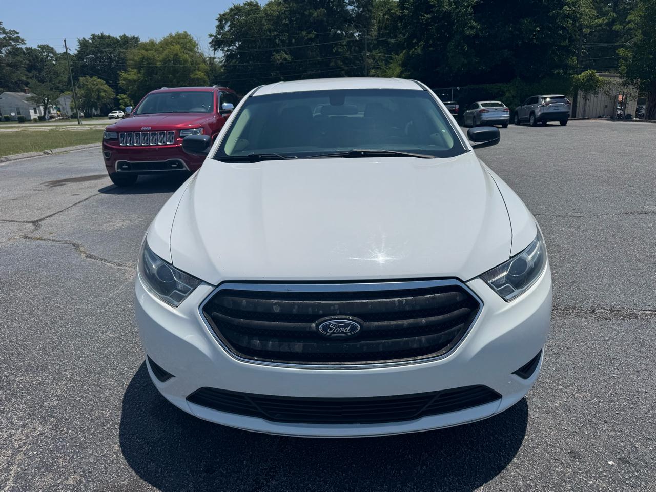 Ford Taurus SE FWD 2017