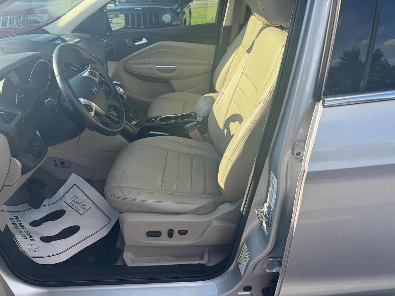 Ford Escape FWD 4dr Titanium 2015