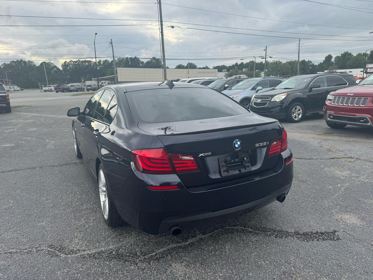 BMW 5 Series 4dr Sdn 535i xDrive AWD 2013
