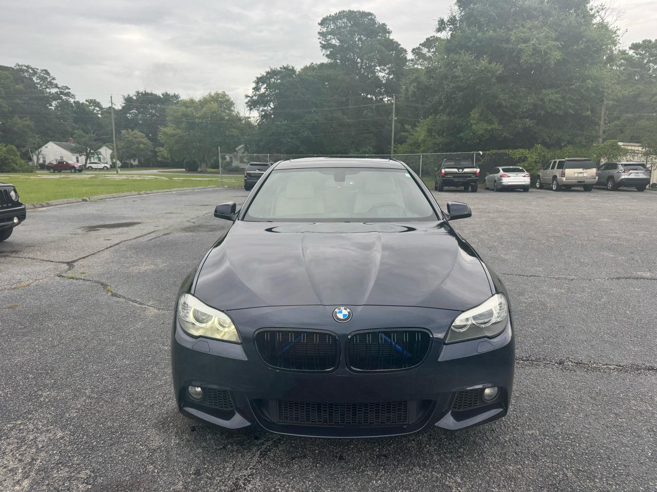BMW 5 Series 4dr Sdn 535i xDrive AWD 2013