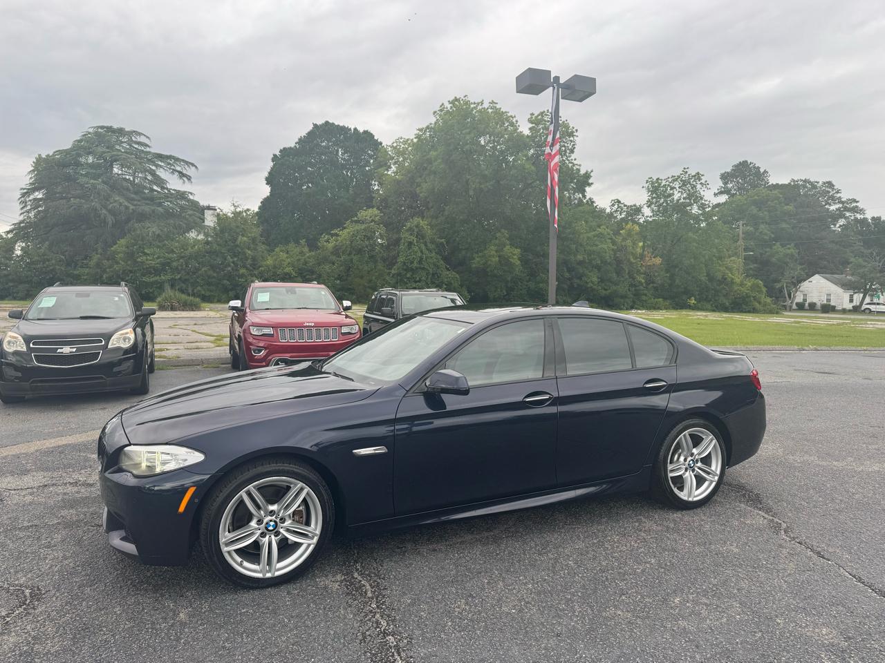 BMW 5 Series 4dr Sdn 535i xDrive AWD 2013