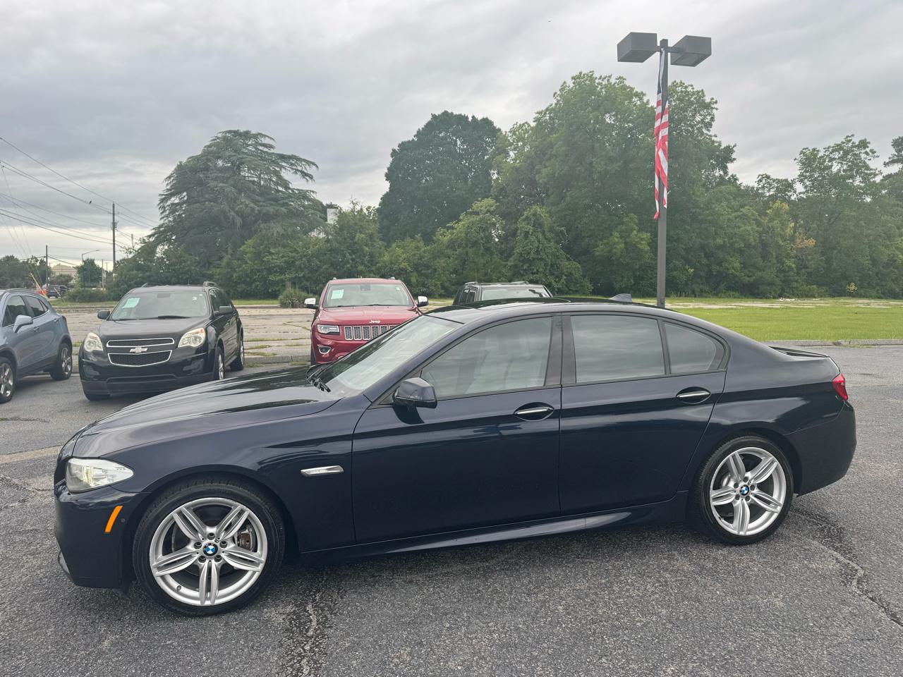 BMW 5 Series 4dr Sdn 535i xDrive AWD 2013