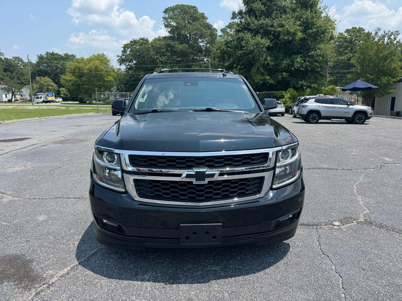 Chevrolet Suburban 4WD 4dr 1500 LT 2017