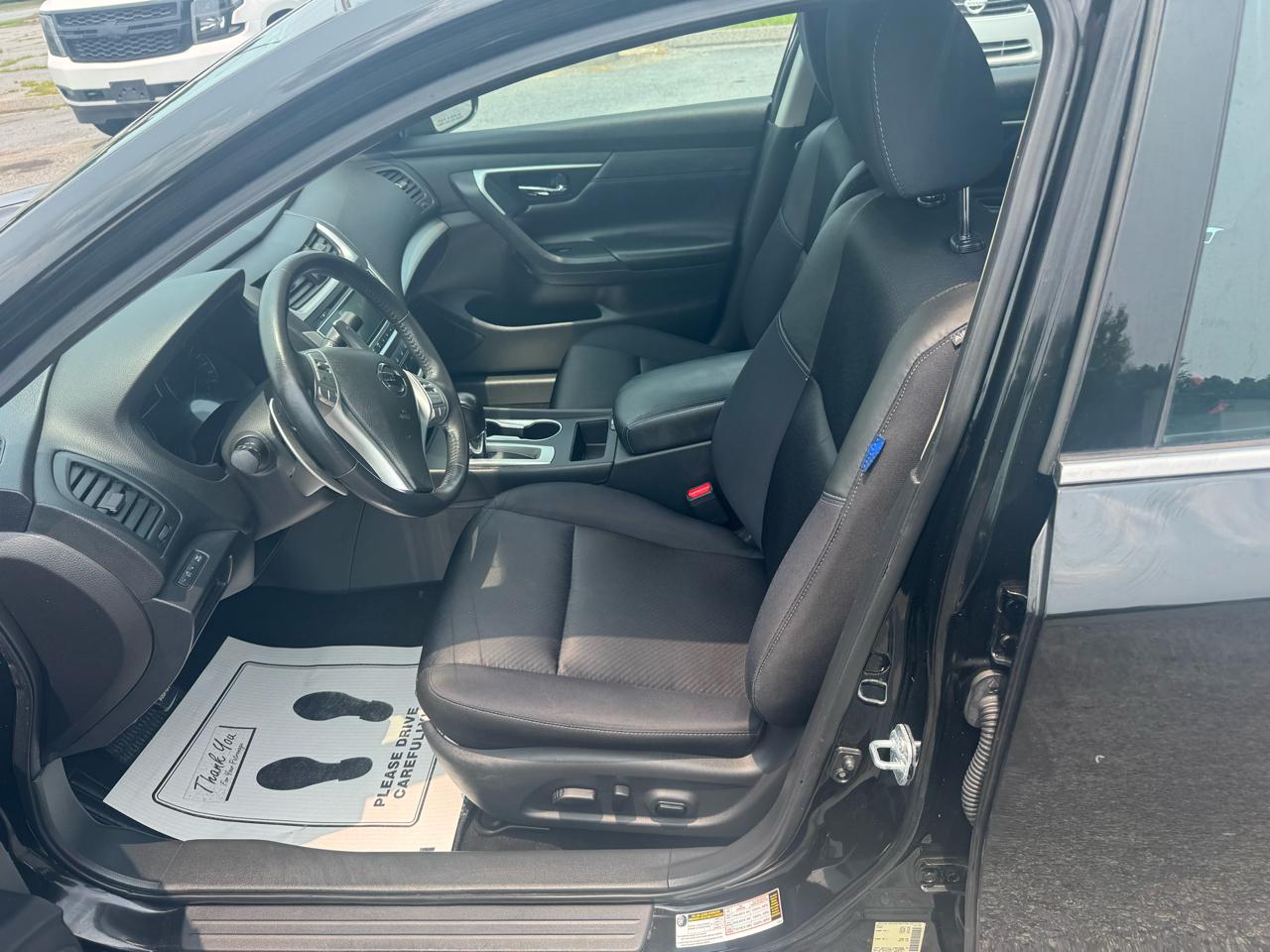 Nissan Altima 2.5 SR Sedan 2017