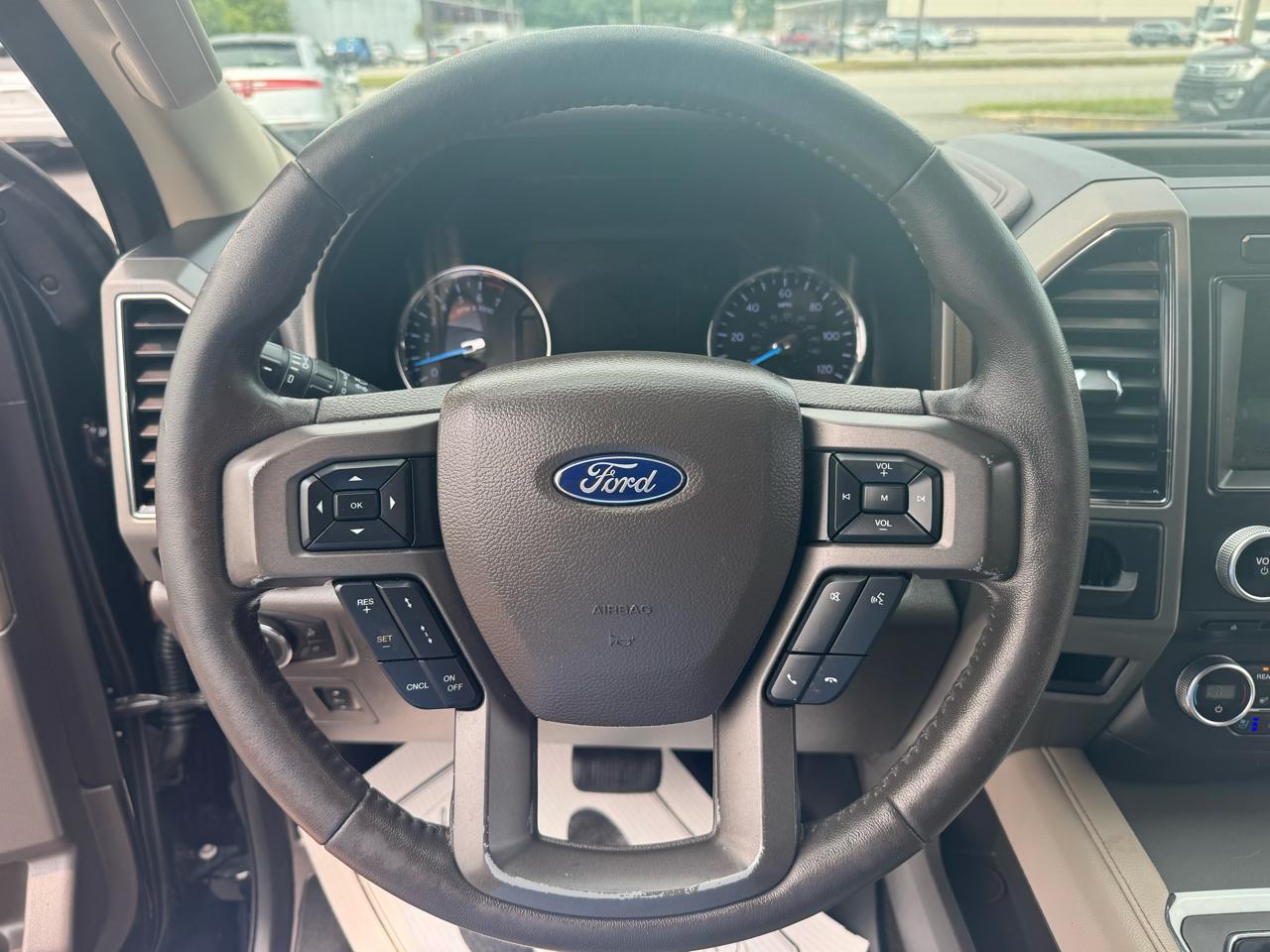 Ford Expedition XLT 4x2 2018