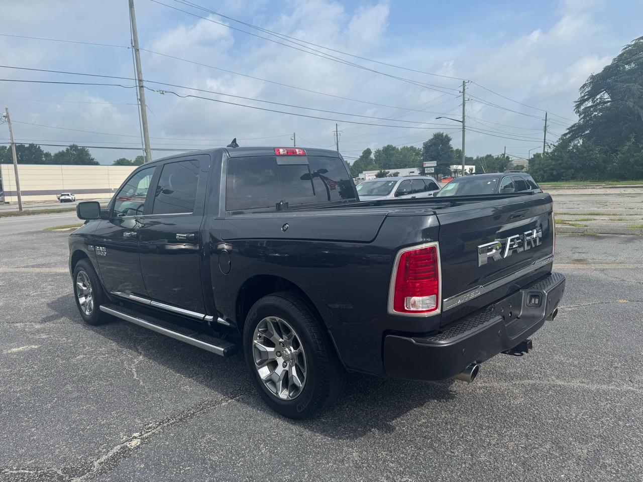 RAM 1500 Limited 4x4 Crew Cab 5'7" Box 2017