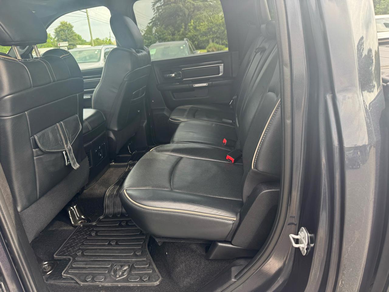 RAM 1500 Limited 4x4 Crew Cab 5'7" Box 2017