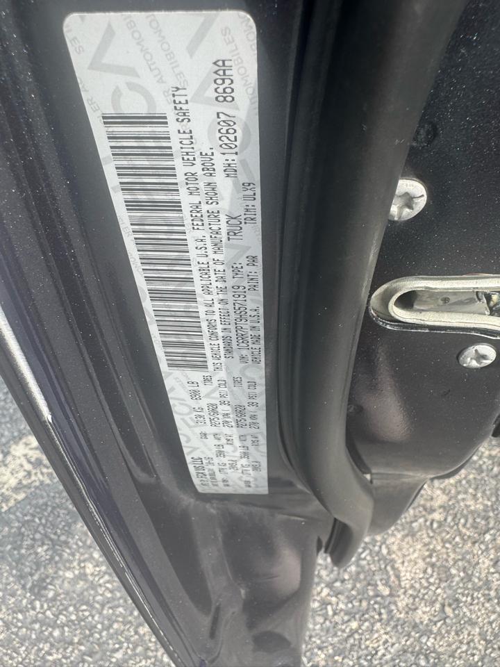 RAM 1500 Limited 4x4 Crew Cab 5'7" Box 2017