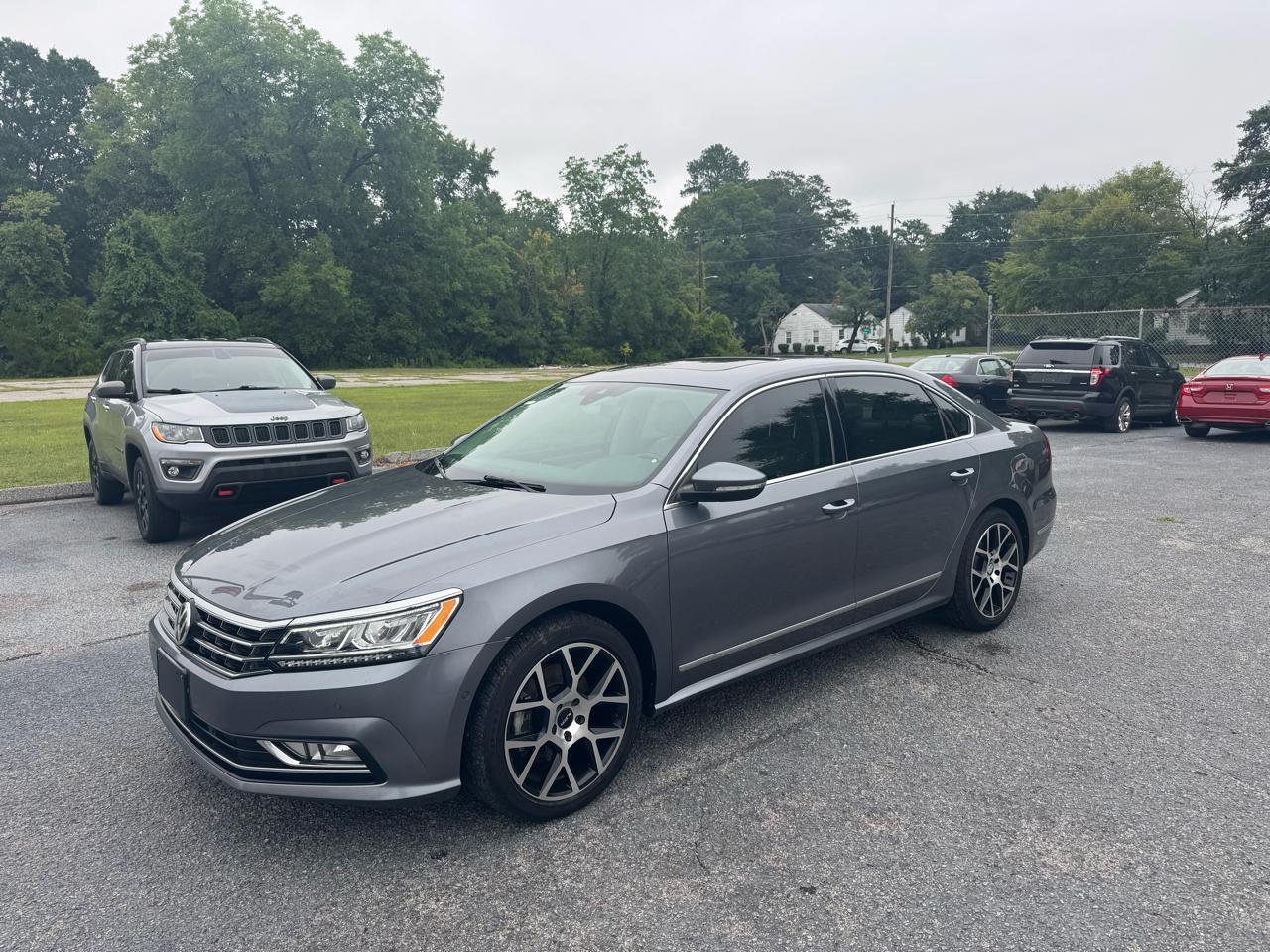 Volkswagen Passat 1.8T SEL Premium Auto 2017