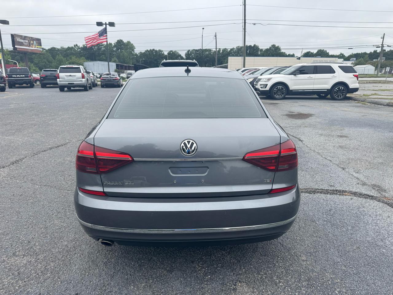 Volkswagen Passat 1.8T SEL Premium Auto 2017