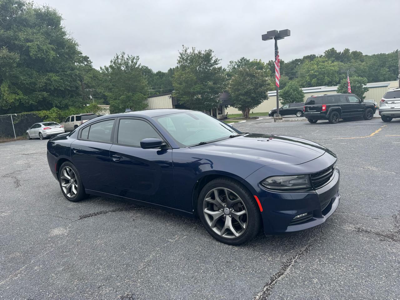 Dodge Charger 4dr Sdn SXT RWD 2015