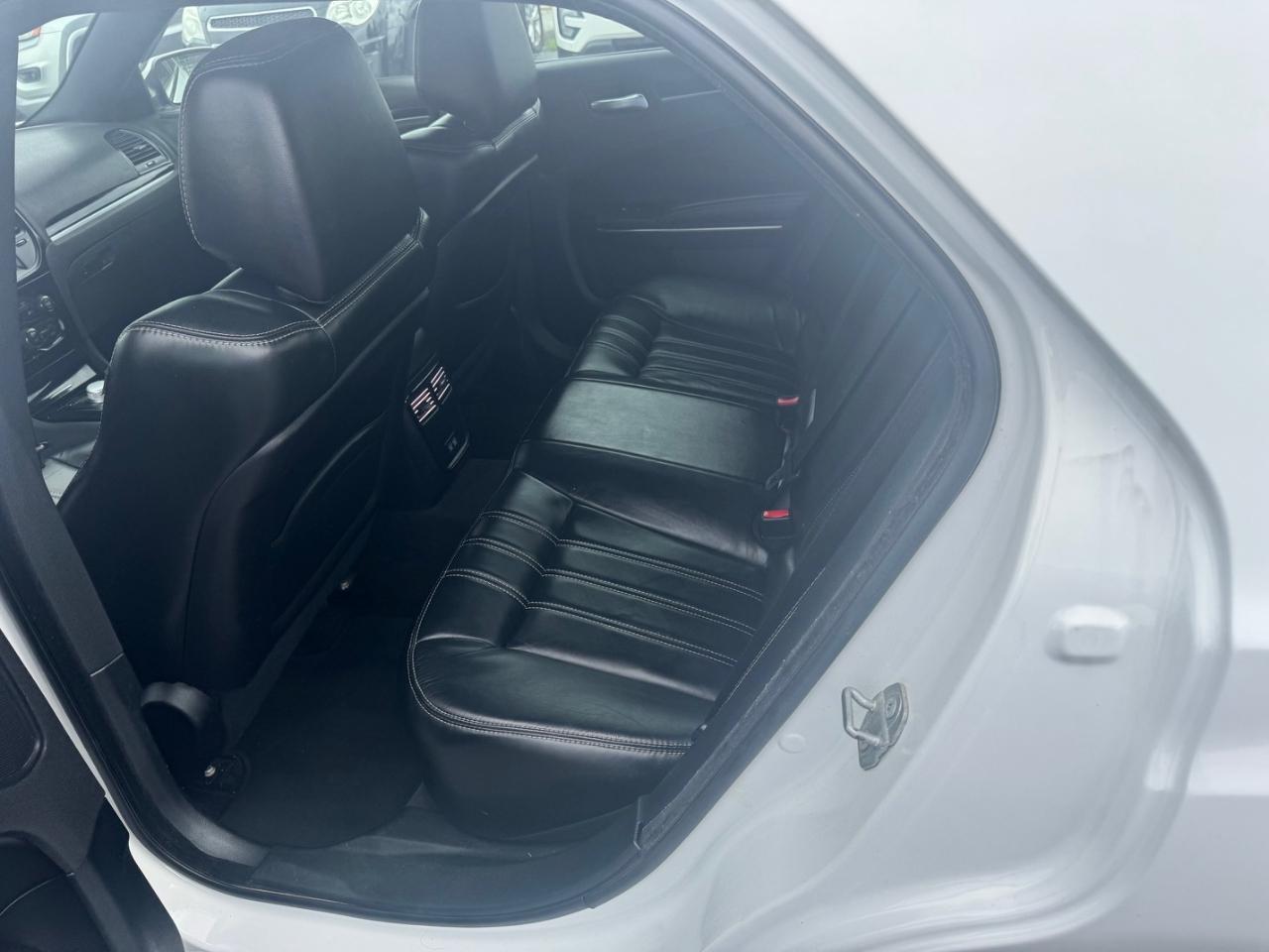 Chrysler 300 300S AWD 2017