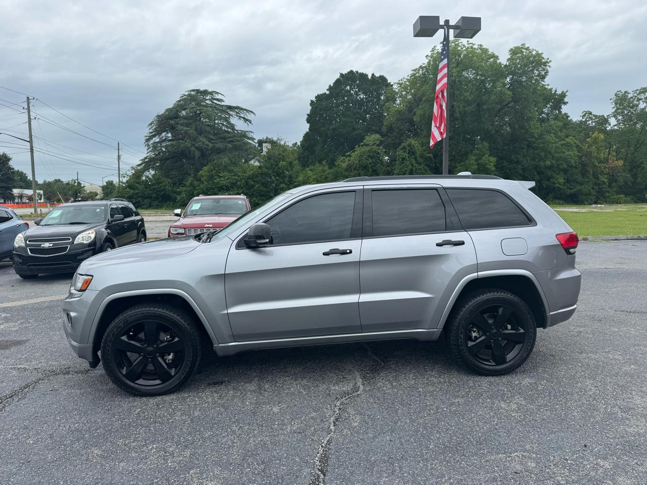 Jeep Grand Cherokee RWD 4dr Overland 2014