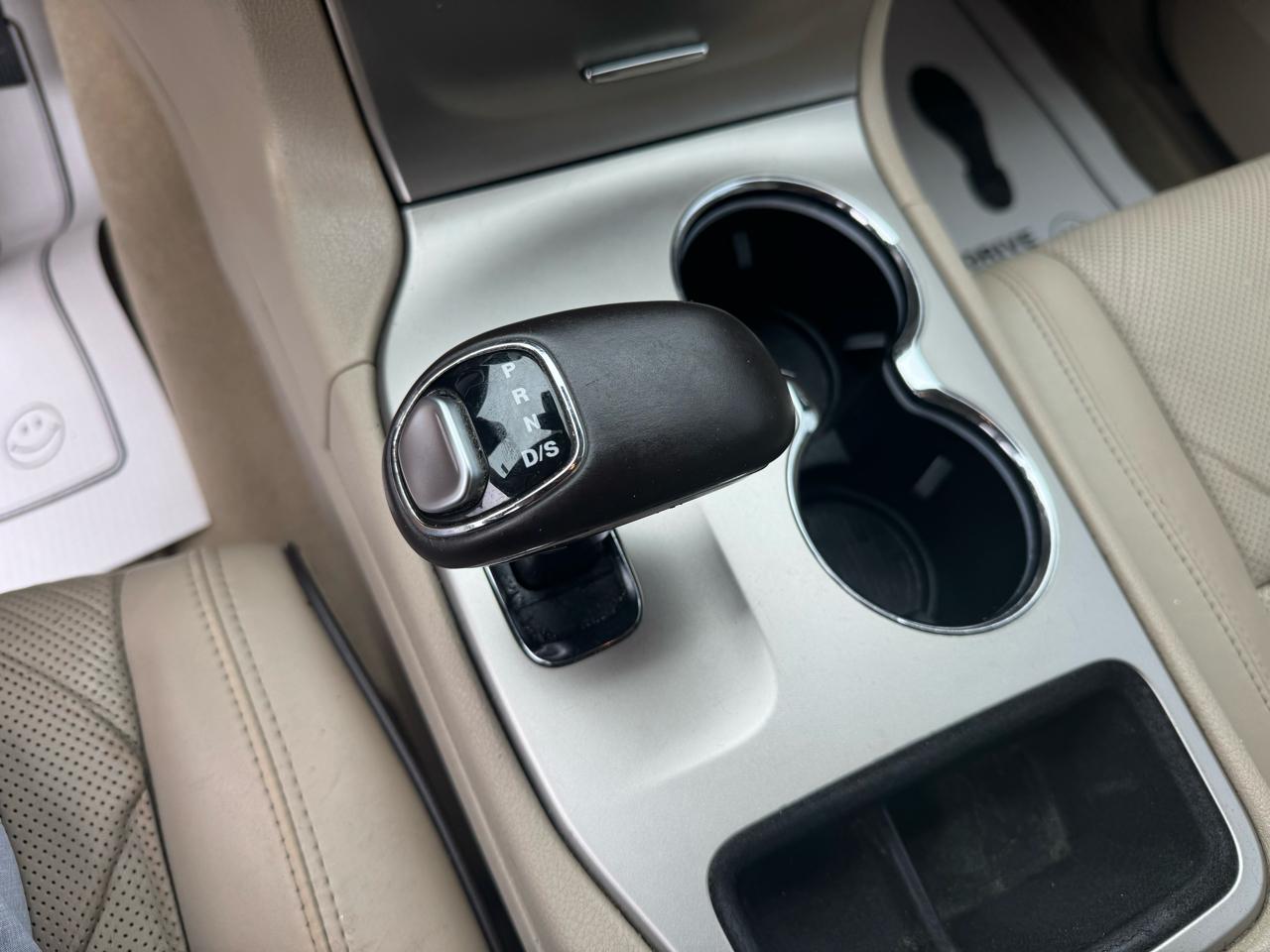 Jeep Grand Cherokee RWD 4dr Overland 2014