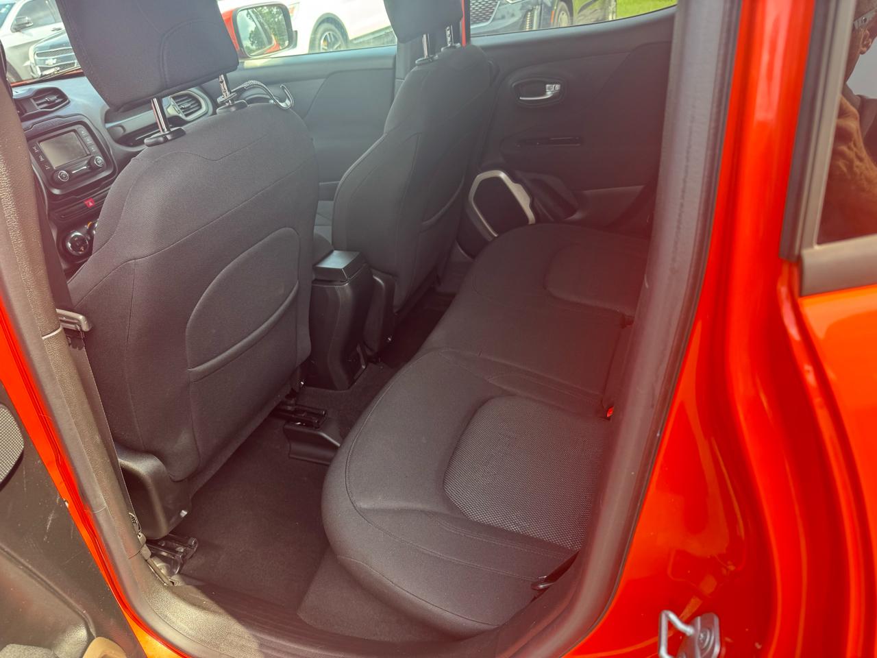 Jeep Renegade FWD 4dr Latitude 2015