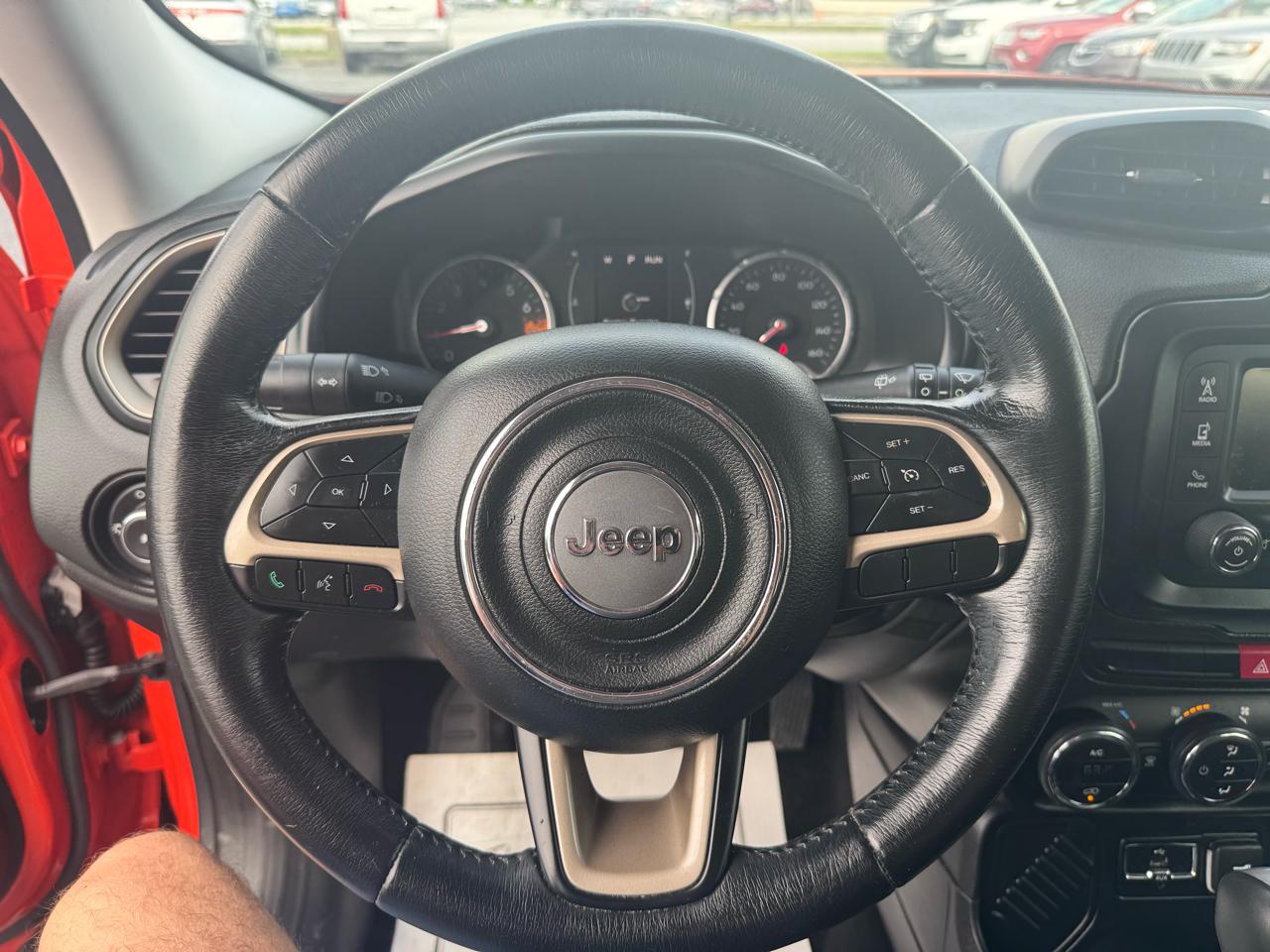 Jeep Renegade FWD 4dr Latitude 2015