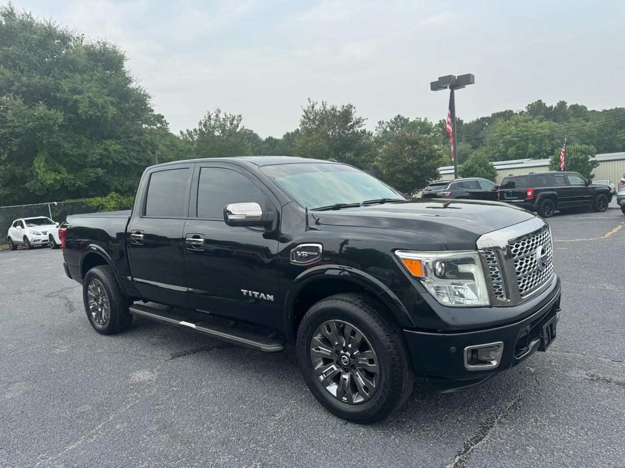 Nissan Titan 4x4 Crew Cab Platinum Reserve 2017