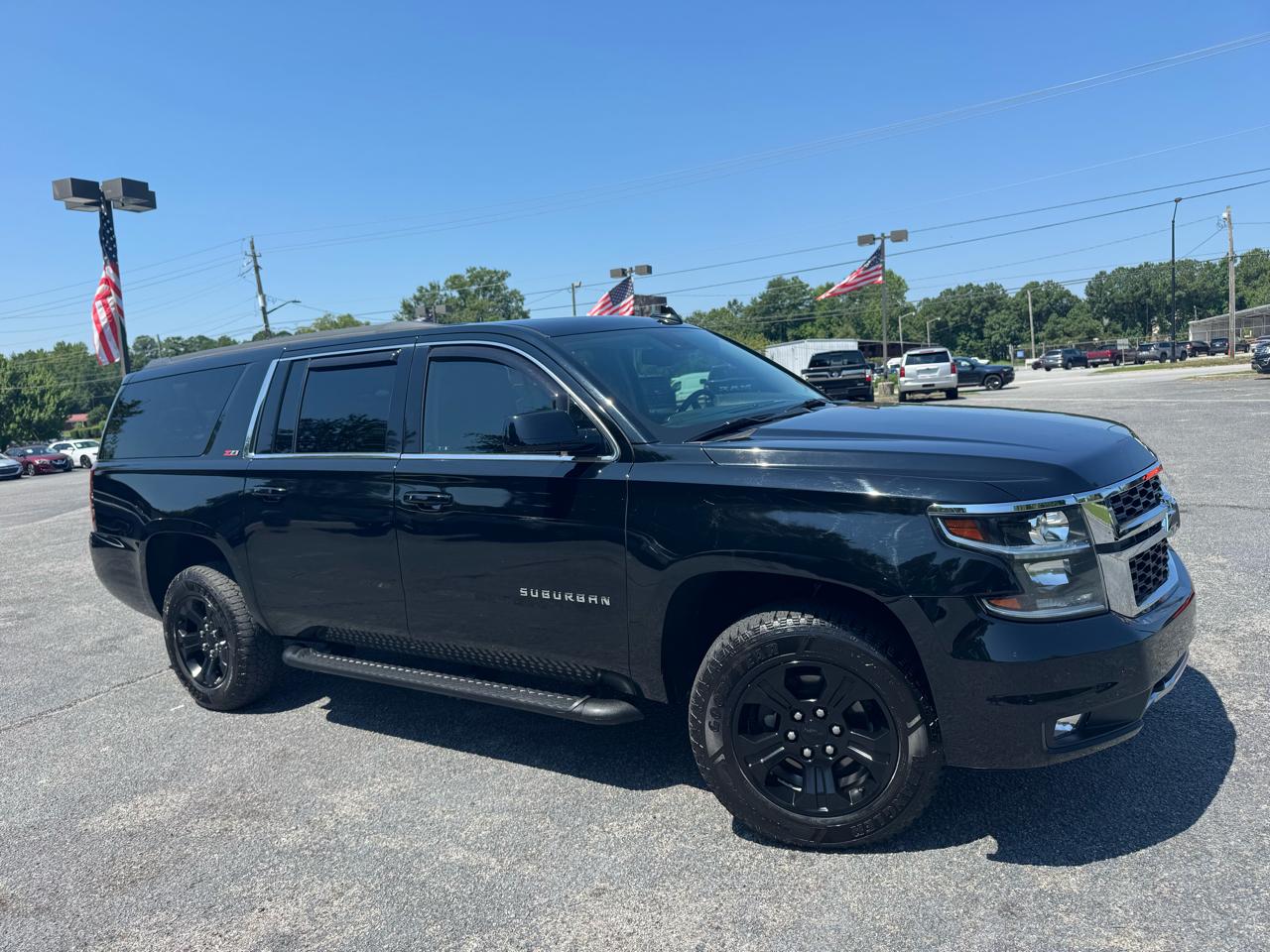 Chevrolet Suburban 4WD 4dr LT 2020