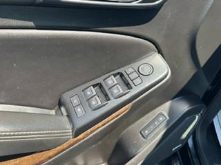 Chevrolet Suburban 4WD 4dr LT 2020