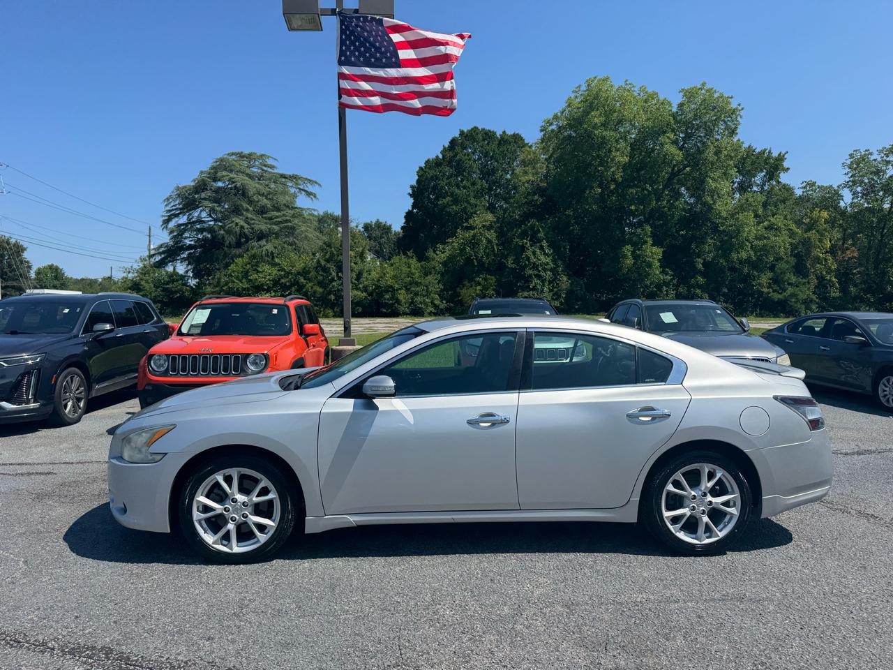 Nissan Maxima 4dr Sdn V6 CVT 3.5 SV 2012