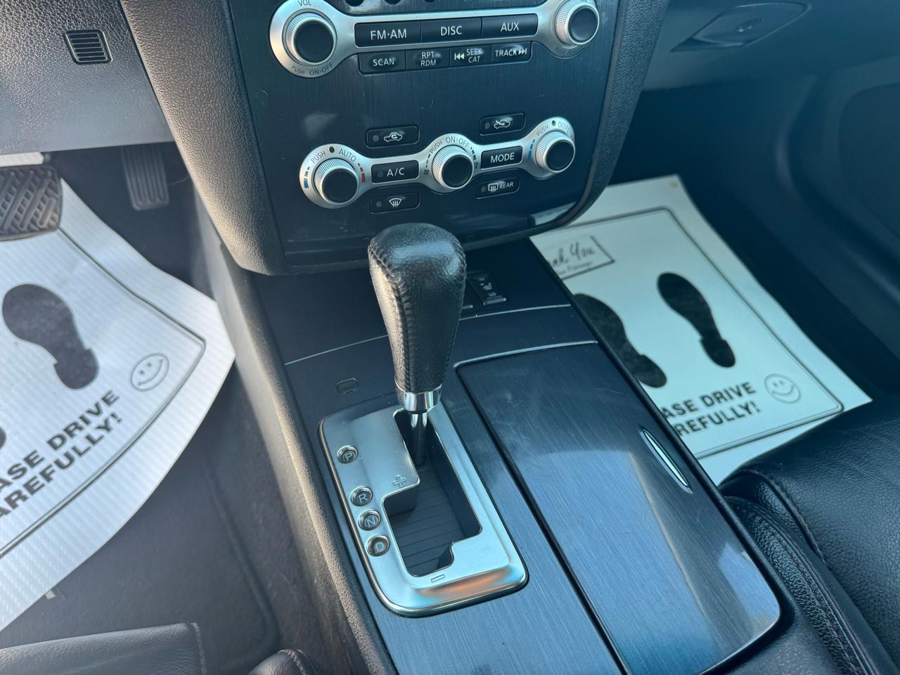 Nissan Maxima 4dr Sdn V6 CVT 3.5 SV 2012