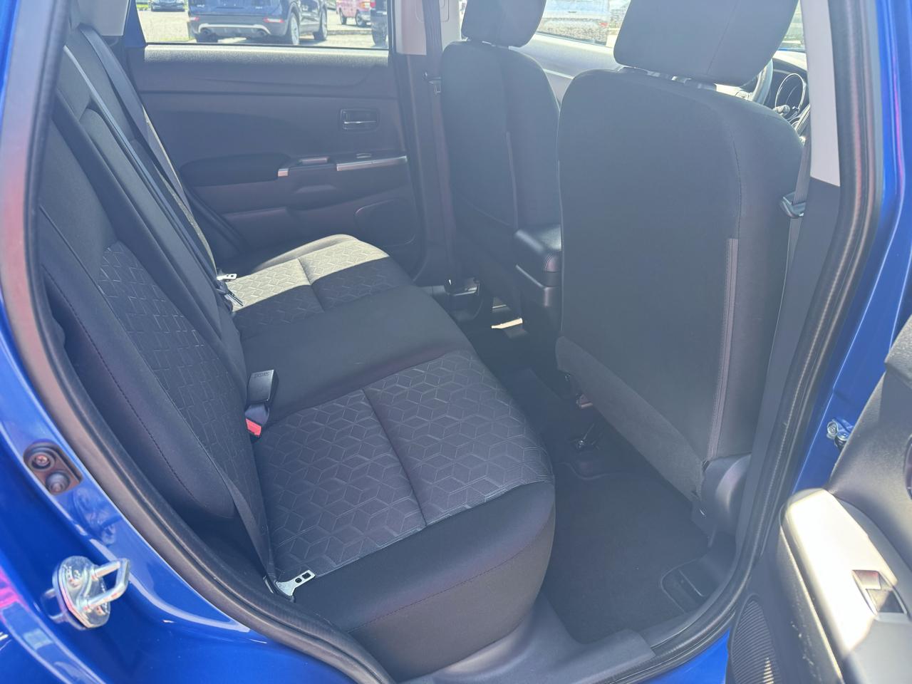 Mitsubishi Outlander Sport ES 2.0 AWC CVT 2021