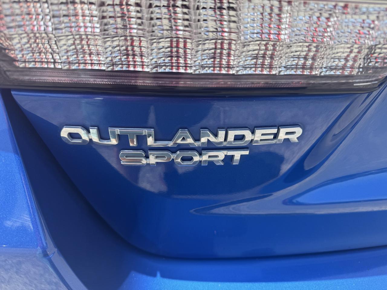 Mitsubishi Outlander Sport ES 2.0 AWC CVT 2021